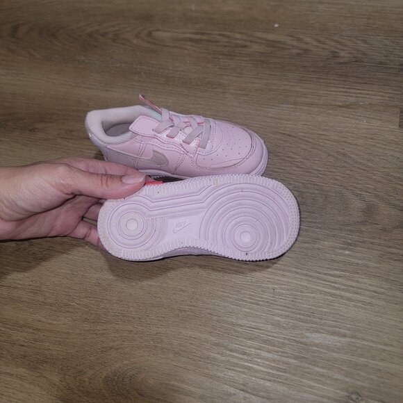 Nike air force 1 size 7c - Picture 3 of 6